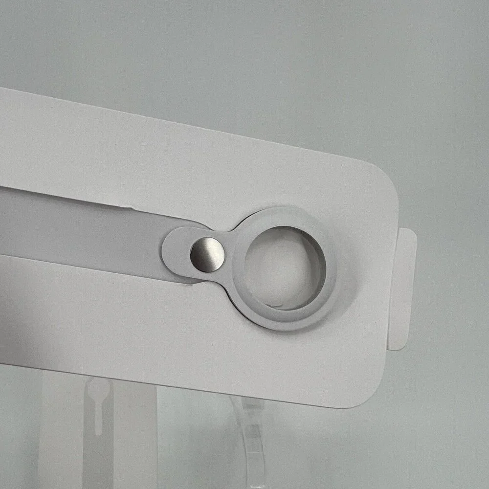 Apple AirTag Loop - White - Open Box
